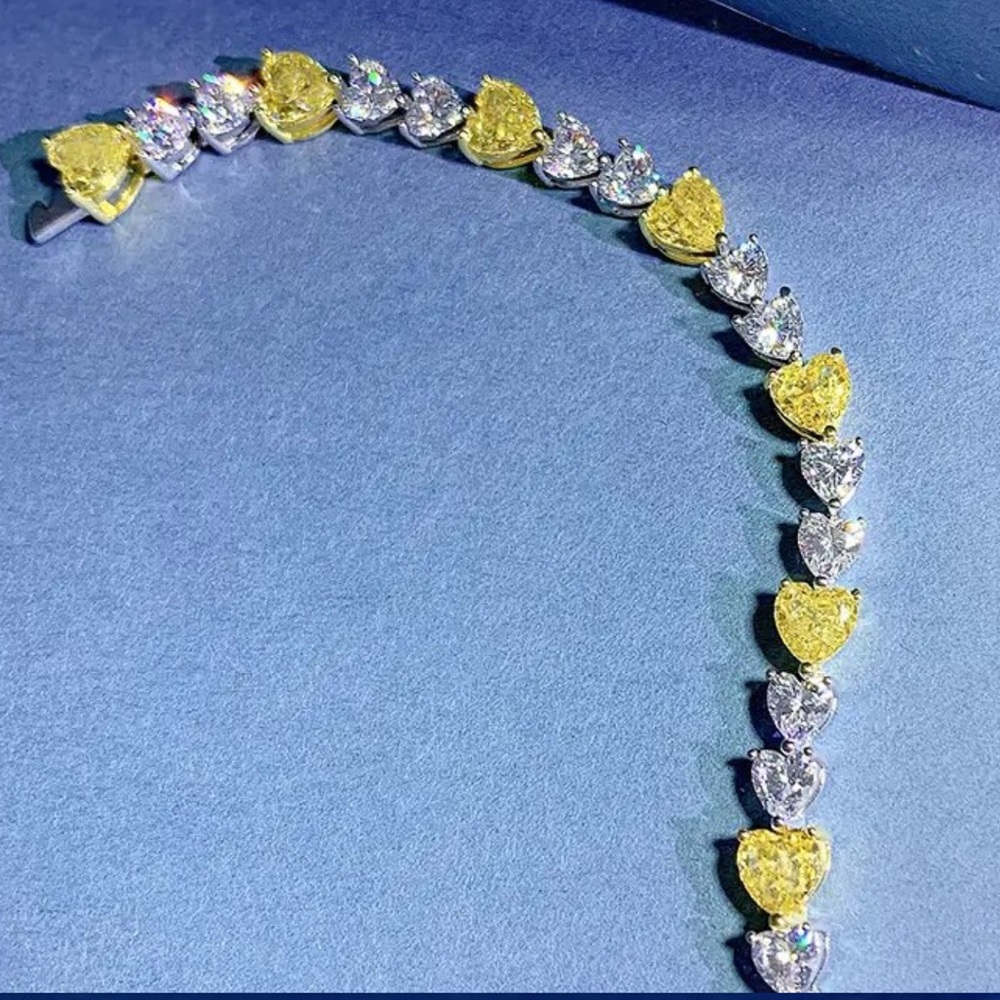 11ct Canary Heart Tennis Bracelet - Picture 6 of 9